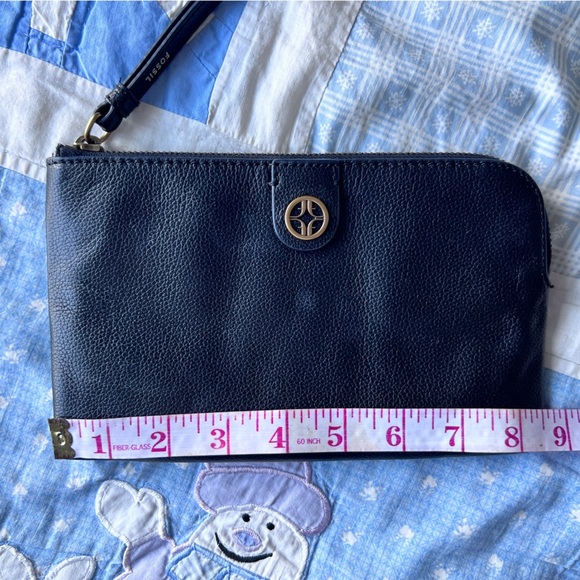 Fossil Black Womens Leather Wristlet with Gold Accent Wedding Guest Clutch Bag - Picture 10 of 12